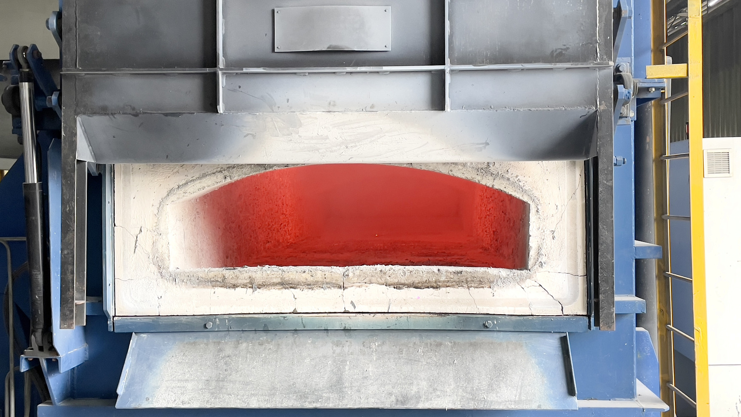 Сотрудники и партнеры ООО «Компания Технология» посетили производство секционных радиаторов отопления «НРЗ» в г. Невинномысск!